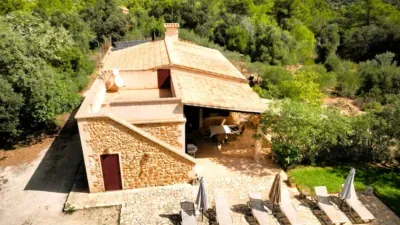 Rustic finca on Calle Primera Volta — photo 5