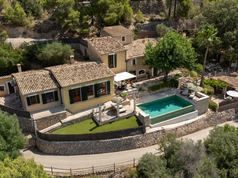 Charming Finca with Guest House for Sale in Andratx — photo 1