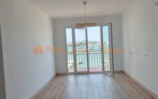 Charming Apartment on the First Line of Portocolom — photo 5