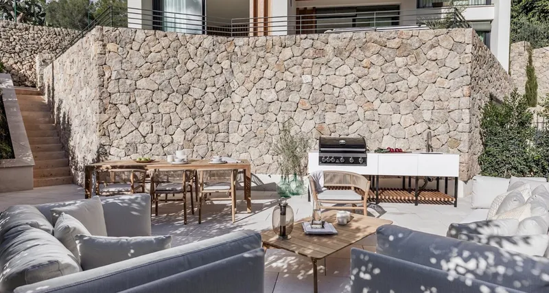 Luxury new-build garden apartment in Cala Mayor with large terraces and private pool — photo 1