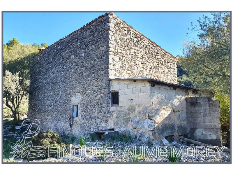 Beautiful rustic mountain estate for sale in Mancor de la Vall in a uniquely beautiful setting — photo 3