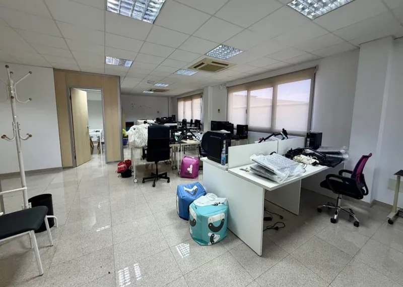 Office for rent — photo 1