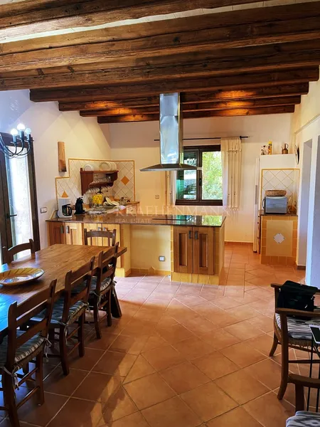 Stunning Country House with Holiday License in Santanyi — photo 12