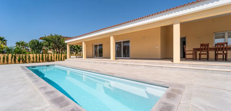New build chalet 2025 on one floor with 3 suites and pool in Sa Rápita — photo 8