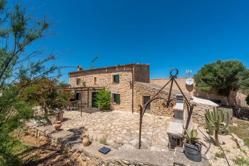 Authentic pool finca in Mallorca – rural dream location with pool, tennis court, boules + ETV license — photo 6