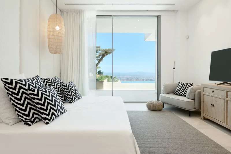 Long term rental: Spectacular villa in an exclusive location in Son Vida — photo 10
