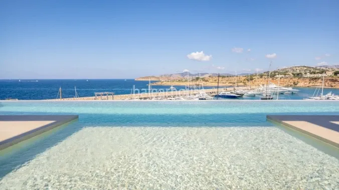 Sensational newly built villa in Port Adriano, which stretches out like a great lookout to the sea — photo 2