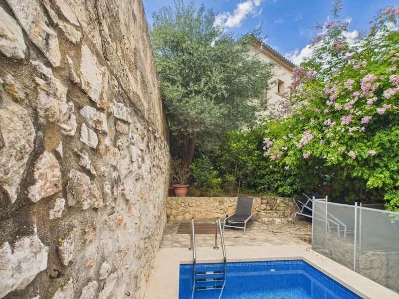 Charming House to Renovate with Pool and Garden in Lloseta — photo 12