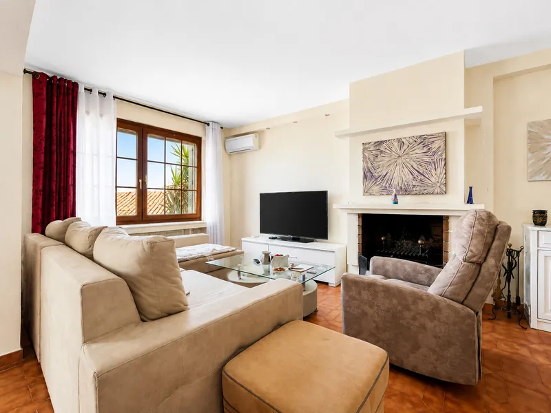 Townhouse with sea views in Santa Ponsa — photo 2