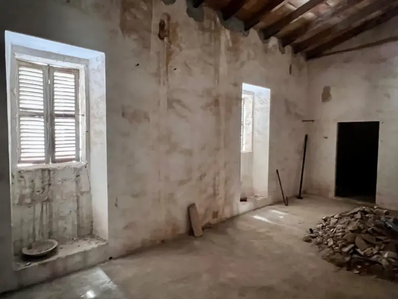 Large village house in Muro, with a large garden, the house needs renovation, 2-storey house, central. With approximately 270 m² built — photo 12