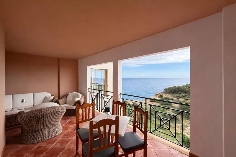 Apartment on third floor with large terrace, sea views in Cala Pi – A unique opportunity in the south of Mallorca — photo 1