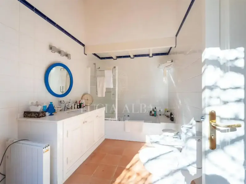Se vende finca rústica con 1.700 mts cuadrados de terreno aprox., piscina y safreig, agua de pozo y luz. — photo 7