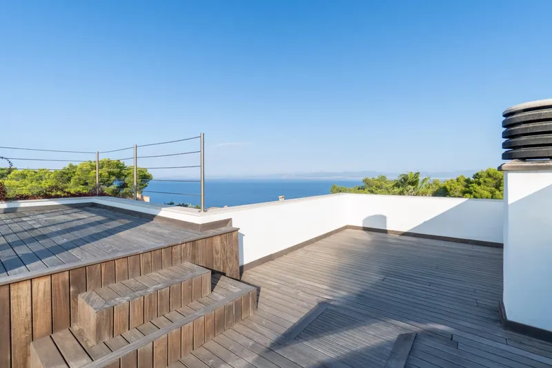 Semi-detached house with panoramic views — photo 2