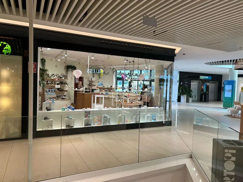 Transfer of Commercial Premises in Porto Pi Shopping Center for Health Reasons — photo 5