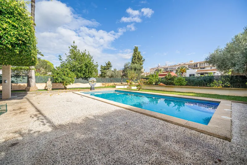 Detached chalet with pool in Las Palmeras urbanization — photo 9