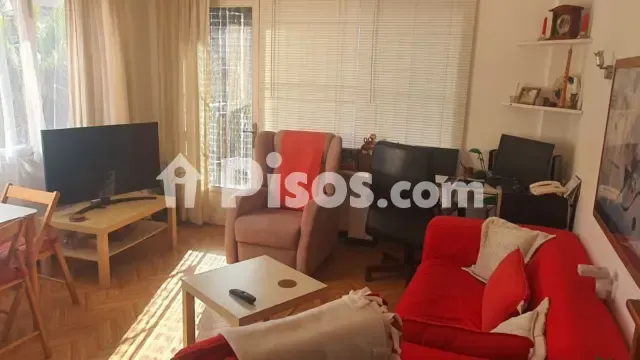 Apartment on Avinguda de Joan Miró — photo 1