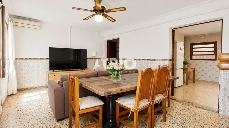 Exclusive Opportunity! Large charming house with terraces and garden to renovate to your taste — photo 3