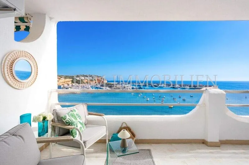 60m² Apartment with 2 bedrooms, ETV license and sea views for sale — photo 1