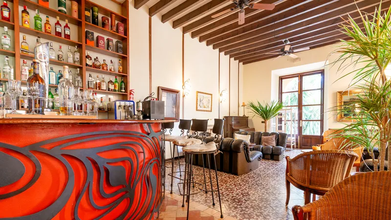 Worthwhile investment – town palace in Artá with hotel & restaurant license — photo 4
