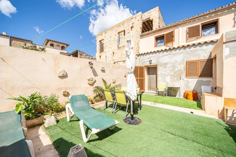 Renovated Mallorcan charm: spacious house with patio in Porreres — photo 6