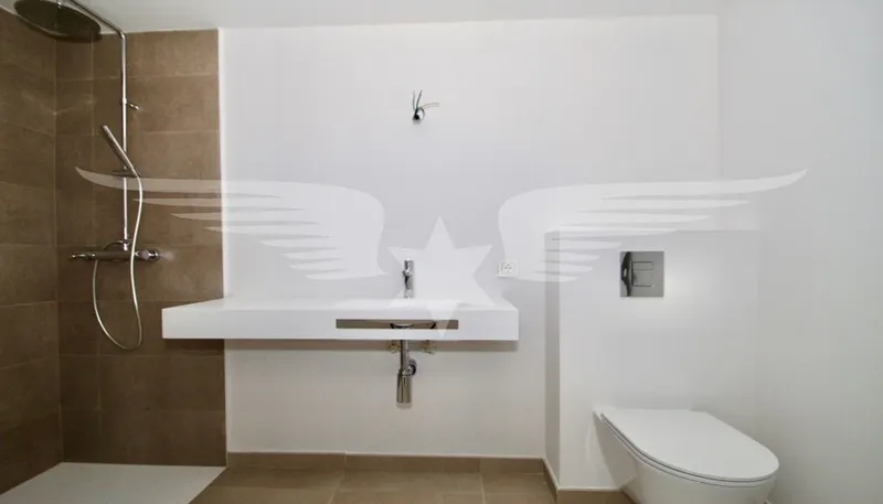New-build penthouse with XL roof terrace and pool area — photo 11