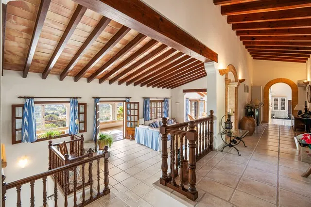 Sea view villa for sale in El Vila, Puerto Pollensa, north Mallorca — photo 8