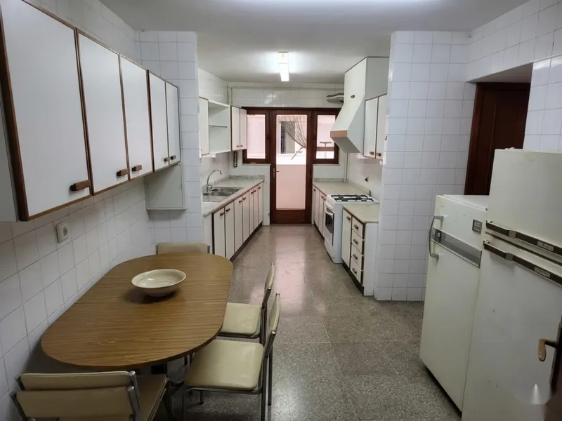 Spacious flat with lift and parking in central Palma — photo 6