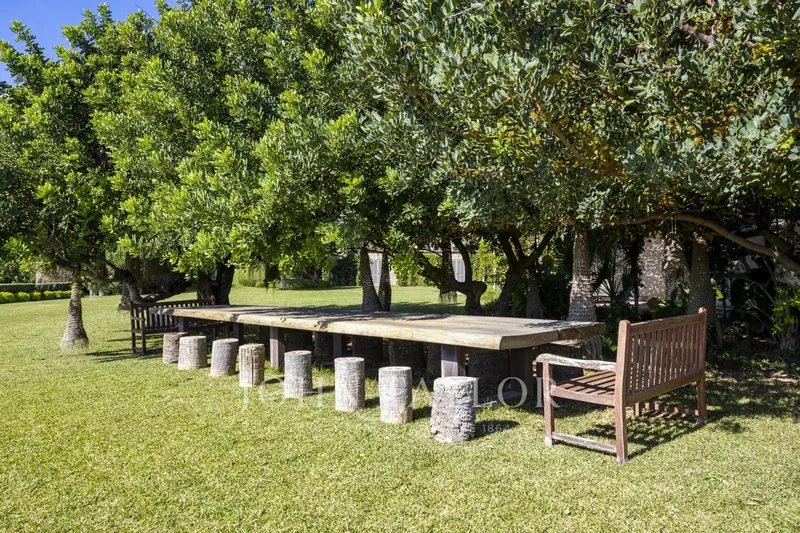 Villa for Sale in Santa Maria — photo 2