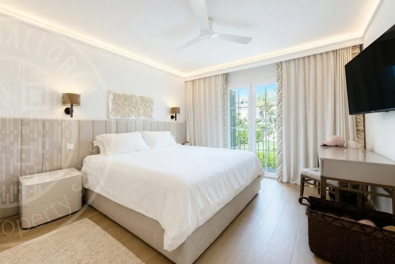 260607 – Stylish Sea View Home — photo 9