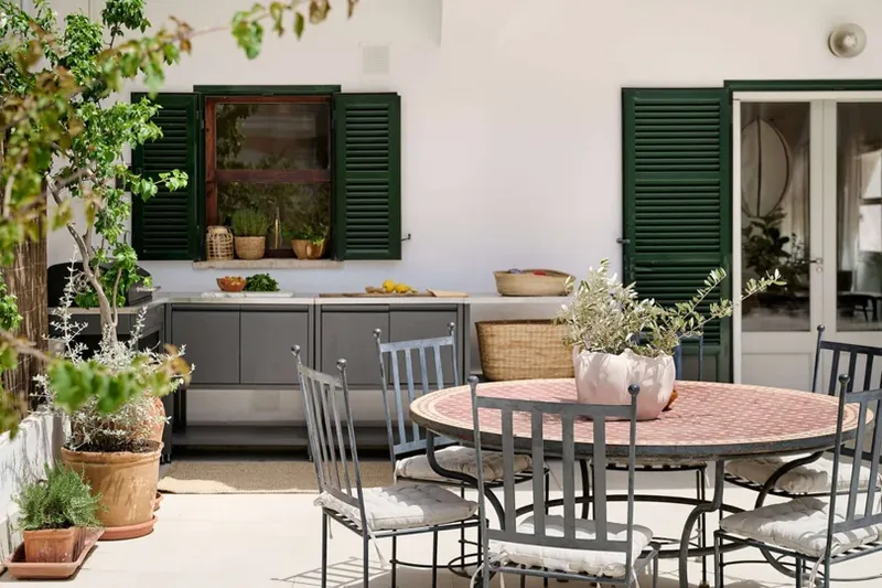 Son Verí Nou: Modern townhouse with roof terrace and sea views — photo 1