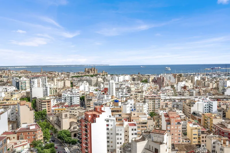 Fantastic modernized apartment with sea views & views over the whole of Palma — photo 1