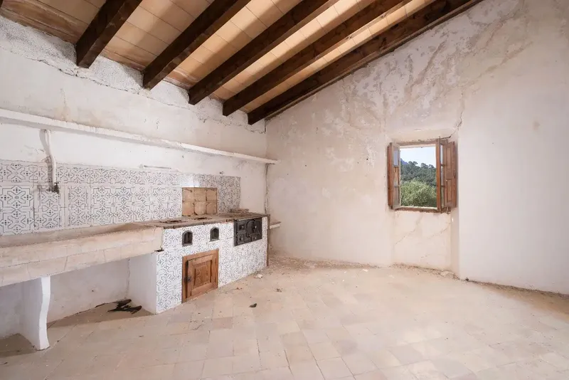 Impressive estate of 800,000 m2 between Pollensa and Lluc in the municipality of Escorca with a three-story house of 736 m2 in the heart of l — photo 5