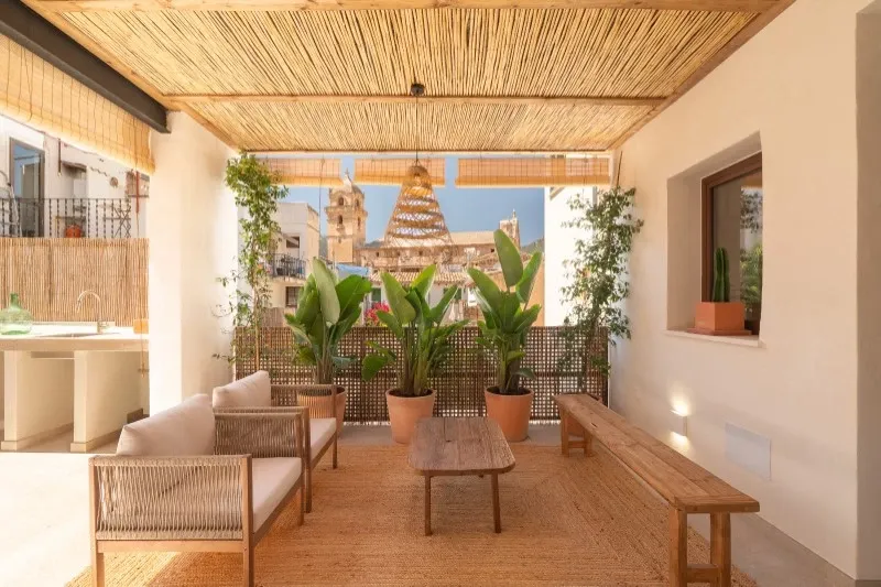 High-quality apartment in Bunyola with terrace and church views — photo 1