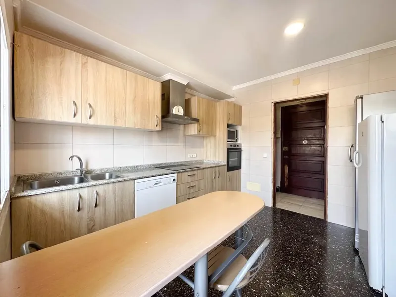 In Pont d’Inca, one of the most practical and consolidated areas of Marratxí, we find this apartment on the second floor without elevator — photo 8