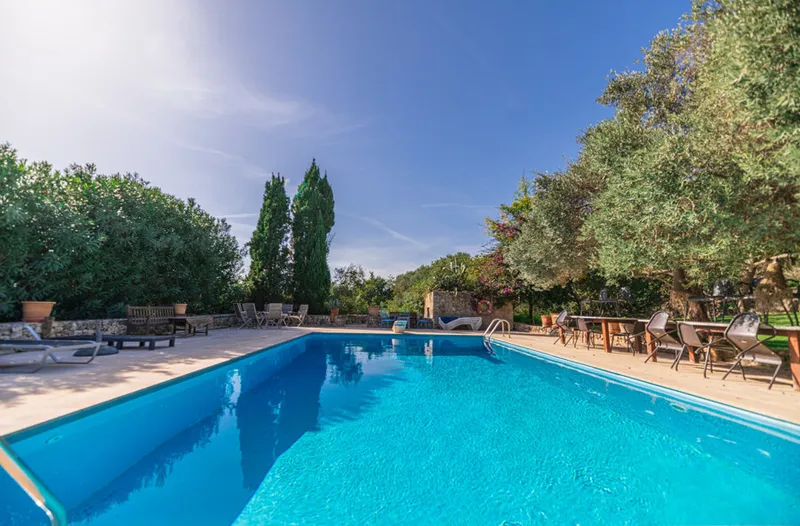 Beautiful Mallorquin Farmhouse with Guesthouses and Grounds — photo 2