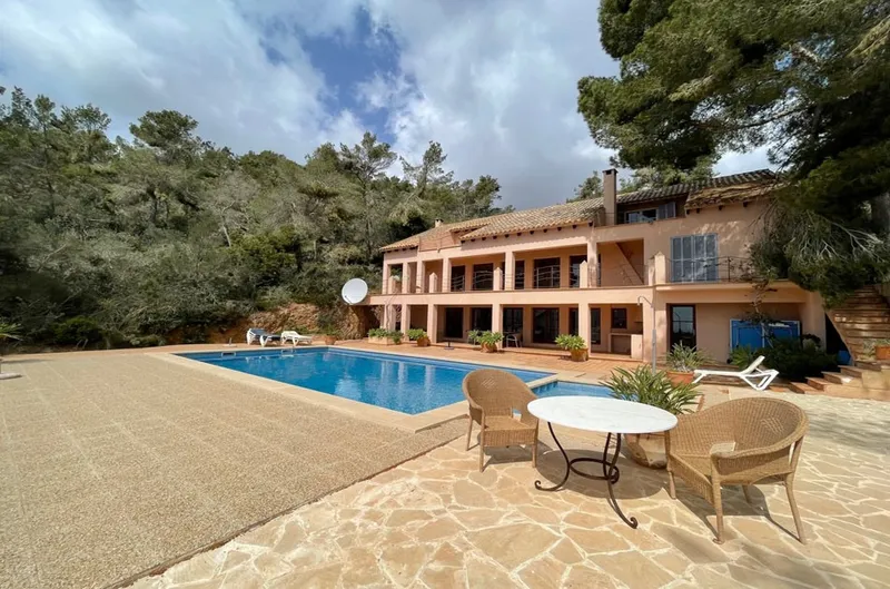 Spacious finca with pool near Es Carritxó — photo 1
