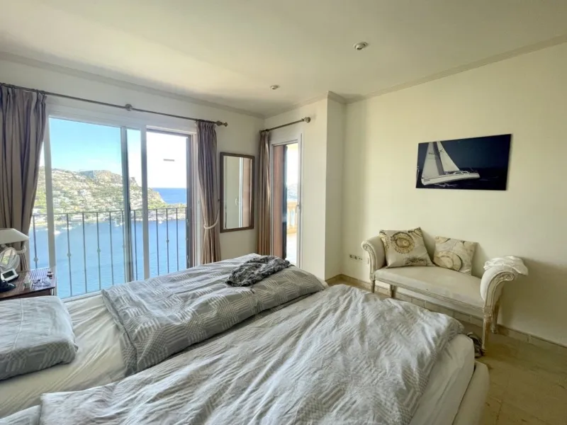 Penthouse with huge rooftop terrace and breathtaking sea and harbor views for rent in Puerto Andratx - Port d'Andratx - 2 Bedrooms, 142.28 m² — photo 12
