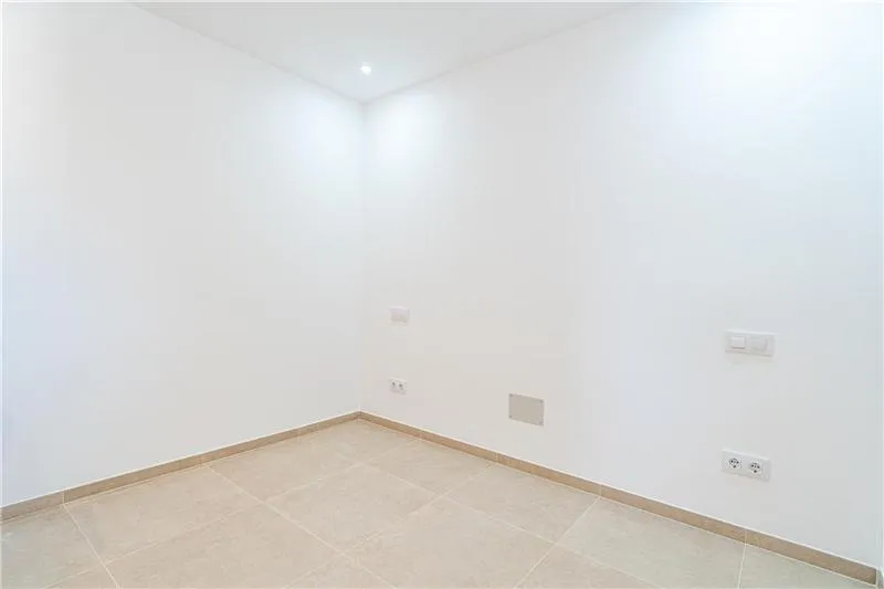 Apartment with terrace and sea views in Puerto Adriano — photo 11