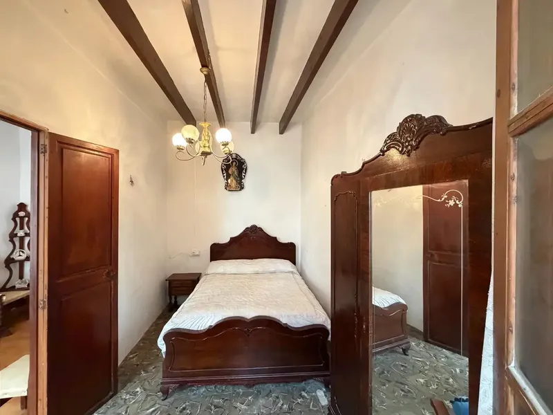 Traditional Mallorcan house built in 1890, in the heart of Capdepera's old town. The property sits on a urban plot of — photo 5