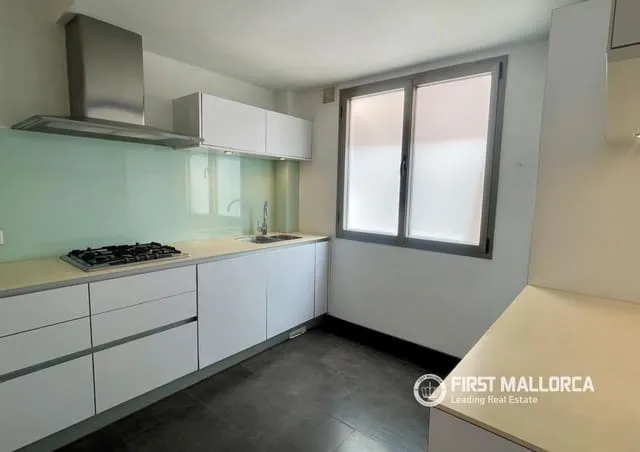 Penthouse for rent in Cort, Palma de Mallorca, Mallorca — photo 6
