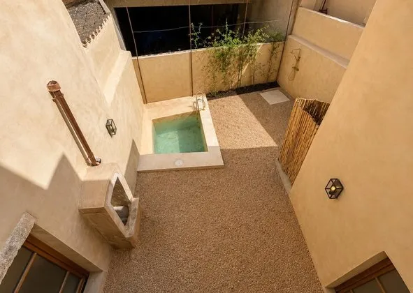 Terraced house in Calle de la Victoria, Algaida — photo 1