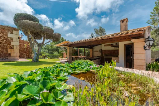 Costa de los Pinos, Unique House with Private Beach Access and Singular Architecture Available for Rent in Autumn — photo 7
