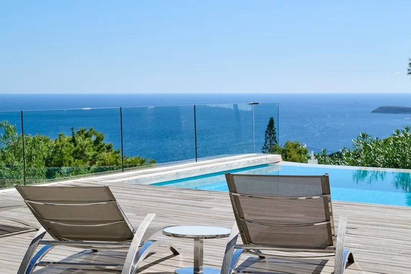 Exclusiva: Villa de lujo con impresionantes vistas panorámicas al mar en Costa d’en Blanes - Marcel Remus Real Estate — photo 3