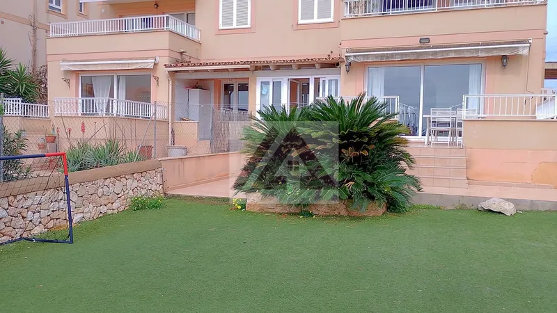 Apartment for sale in Portocolom — photo 1