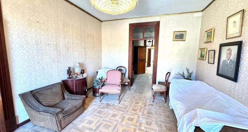 Large apartment as renovation project directly in Palma old town — photo 3
