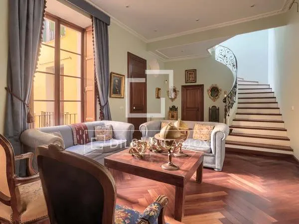 735m² castle / palace with 110m² terrace for sale in Palma de Mallorca — photo 3
