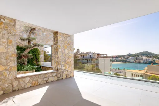 Santa Ponsa, modern villa with two pools and sea views, a short distance from Santa Ponsa beach — photo 11