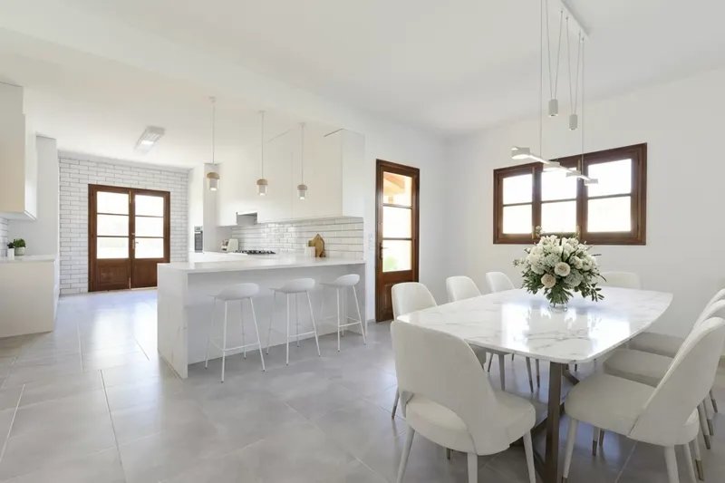 Chalet in Cala Millor with 7 bedrooms and a large plot — photo 8