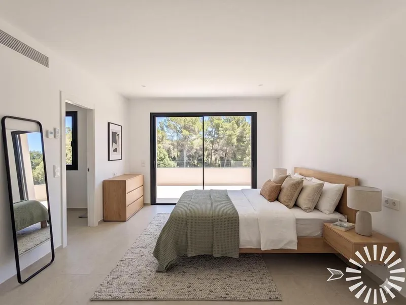 Contemporary Villa in Cala Llombards — photo 5