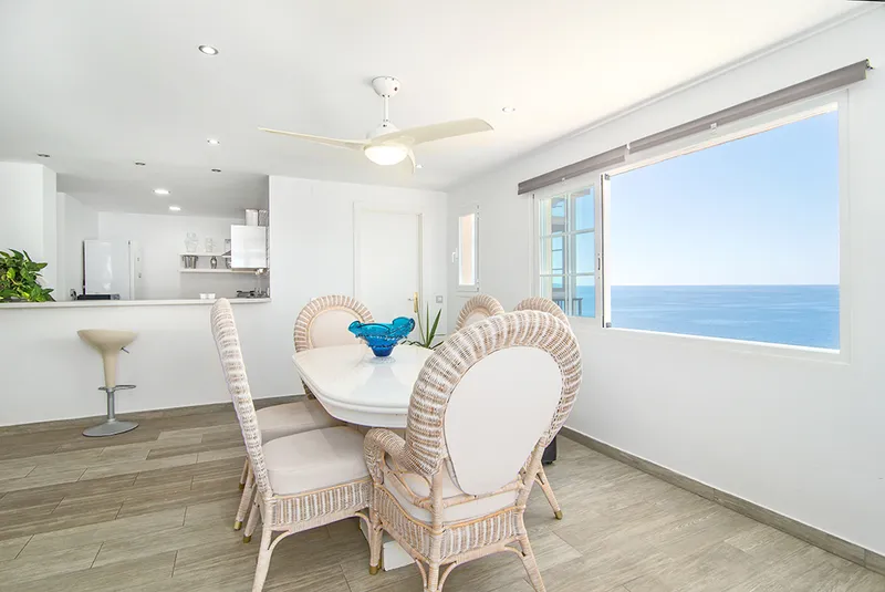 Reformed Penthouse with 360º Sea Views in Ca'n Pastilla — photo 5